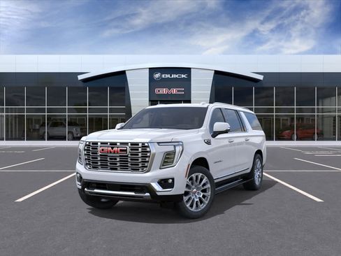 New 2026 GMC Yukon XL Denali w/ Sun & Power Step Package AWD/4WD image 8