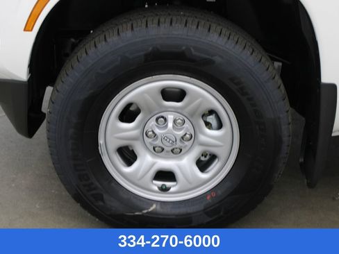 New 2026 Nissan Frontier S image 24