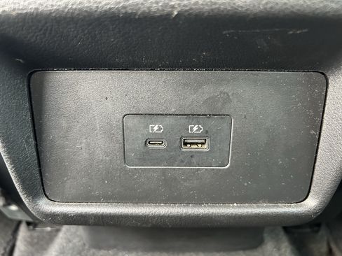 Used 2023 Nissan Rogue SV AWD/4WD image 19