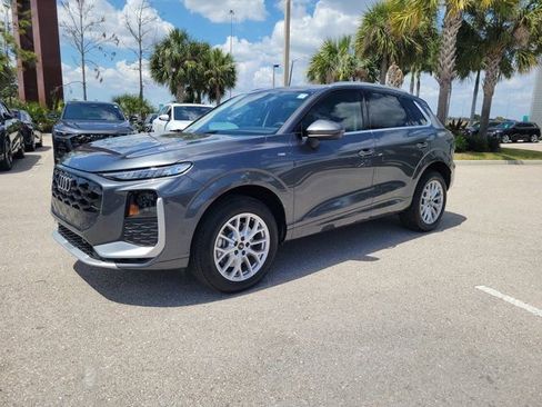 New 2026 Audi Q3 quattro 2.0T image 3