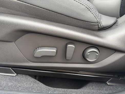 New 2026 Subaru Outback Premium image 11