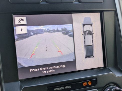 Used 2019 Ford F250 Lariat w/ Chrome Package image 22