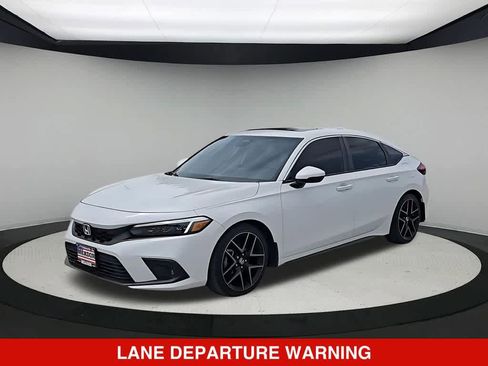 Used 2024 Honda Civic Sport Touring image 4