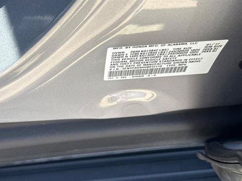 Used 2017 Honda Pilot Touring image 31