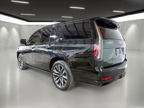 Used 2021 Cadillac Escalade Sport w/ Driver Assist Tech Package image 3