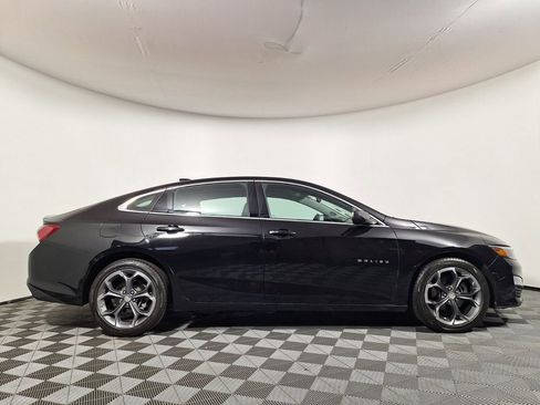 Used 2021 Chevrolet Malibu LT FWD image 4