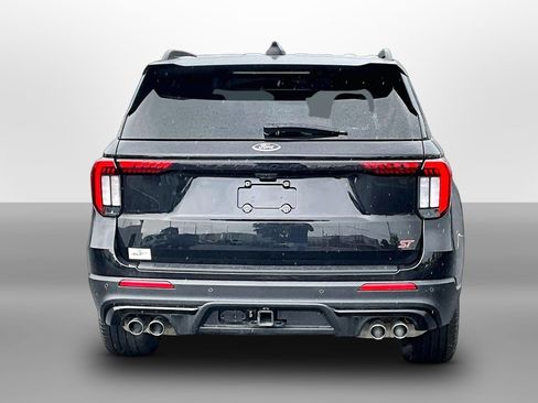 Used 2025 Ford Explorer ST AWD/4WD image 4