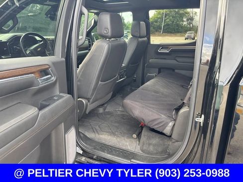 Used 2022 Chevrolet Silverado 1500 High Country w/ High Country Premium Package AWD/4WD image 21