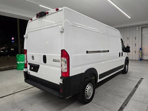 Used 2025 RAM ProMaster 2500 w/ Convenience Group FWD image 6