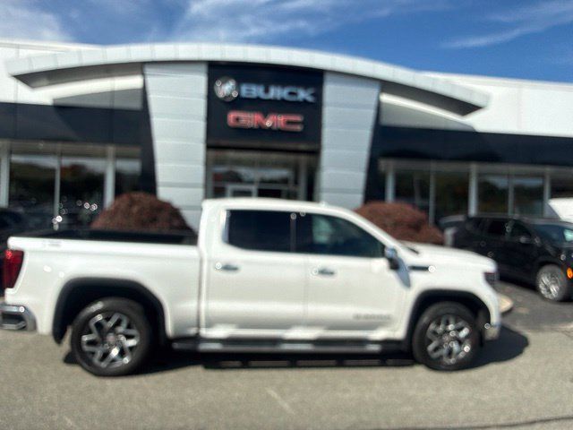 Used 2023 GMC Sierra 1500 SLT w/ SLT Premium Plus Package AWD/4WD image 31