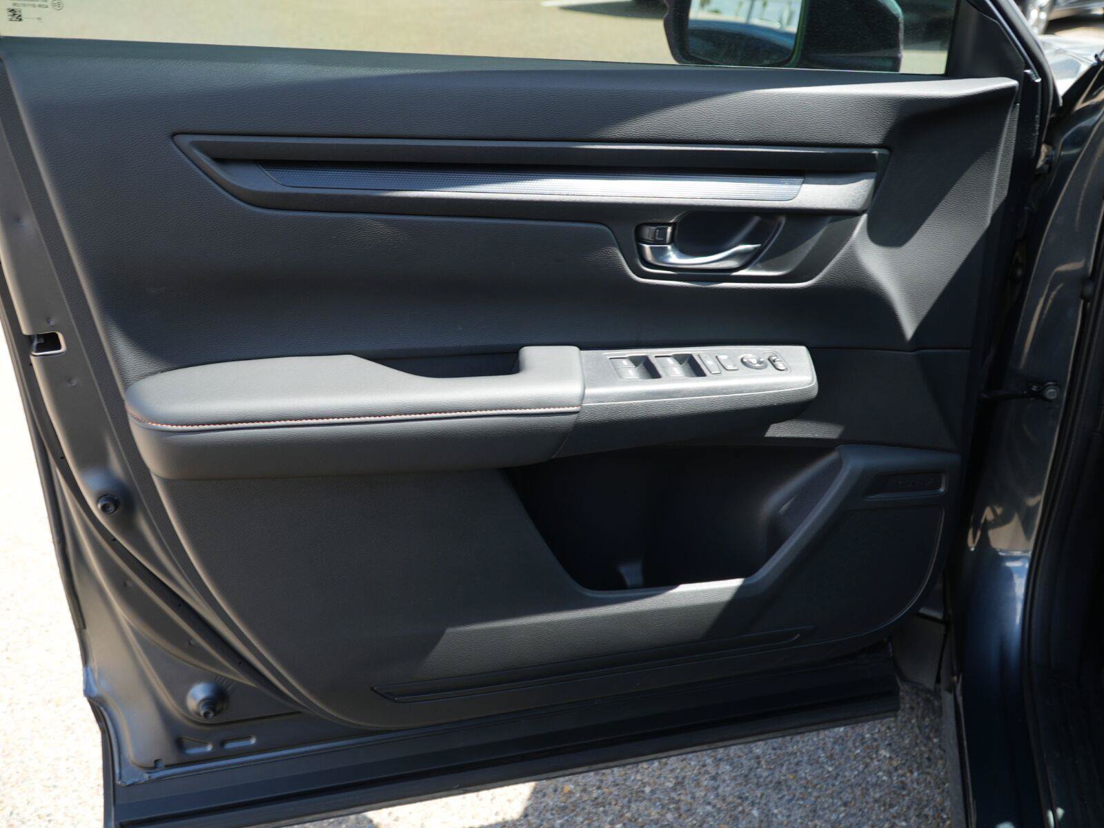 Used 2026 Honda CR-V Sport image 5