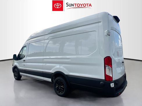 Used 2024 Ford Transit 250 148 High Roof Extended w/ Load Area Protection Package RWD image 6