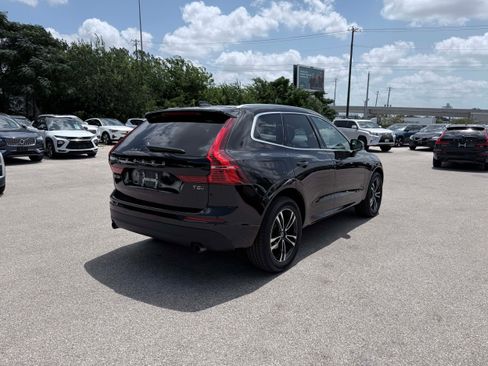 Used 2018 Volvo XC60 T5 Momentum w/ Convenience Package AWD/4WD image 6