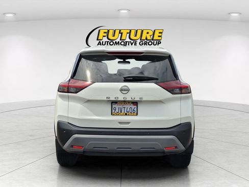 Used 2023 Nissan Rogue S FWD image 8