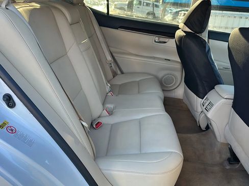 Used 2013 Lexus ES 350 ES 350 Sedan 4D image 20
