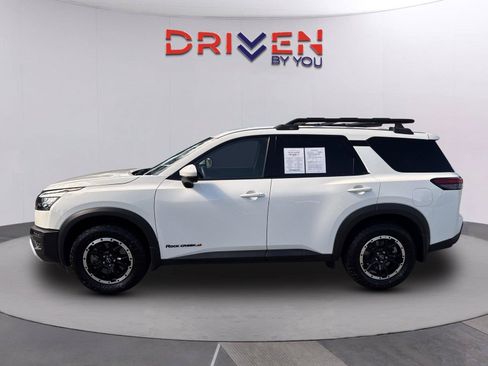 Used 2025 Nissan Pathfinder Rock Creek AWD/4WD image 7