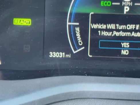 Used 2025 Toyota Camry LE image 24