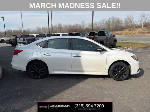 Used 2018 Nissan Sentra SR w/ SR Midnight Edition Package image 7