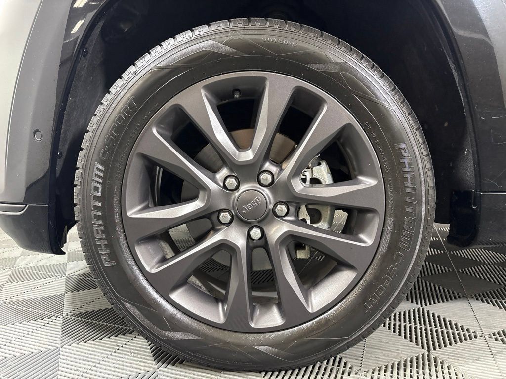Used 2018 Jeep Grand Cherokee High Altitude RWD image 8