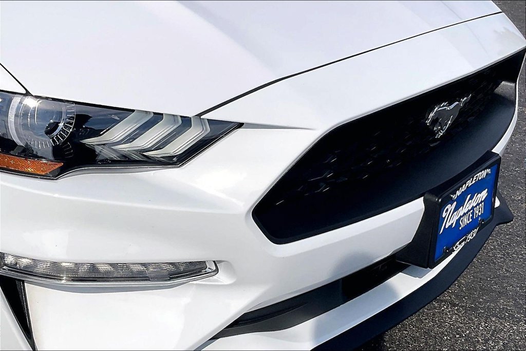 Used 2022 Ford Mustang Premium RWD image 35