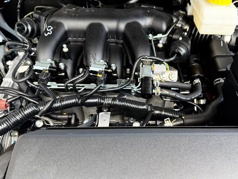 New 2026 Nissan Pathfinder SL AWD/4WD image 33