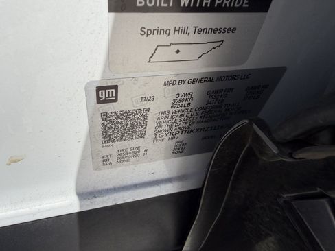 Used 2024 Cadillac Lyriq Sport RWD image 44