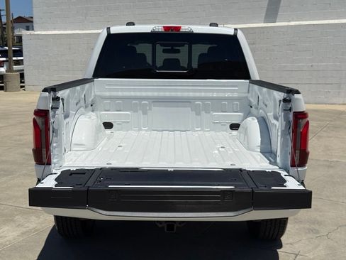 New 2026 Ford F150 Platinum w/ FX4 Off-Road Package AWD/4WD image 15