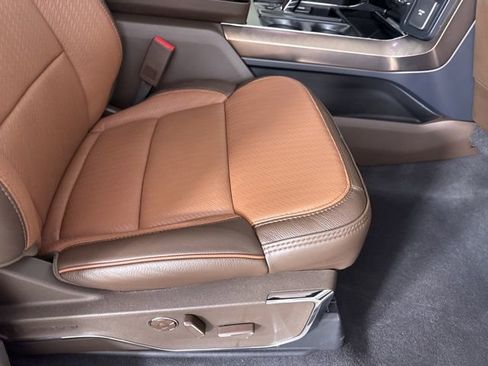 New 2025 Ford F150 King Ranch w/ FX4 Off-Road Package image 29