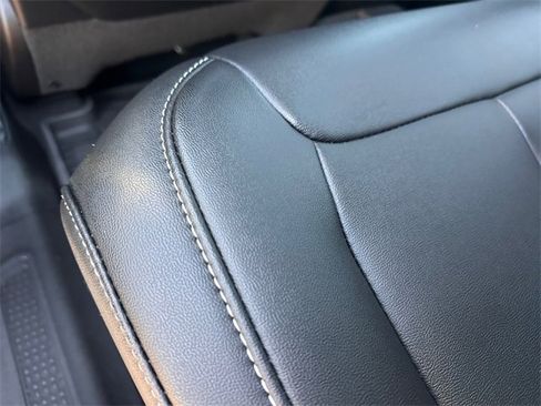 Used 2024 Jeep Grand Cherokee Limited 4xe image 14