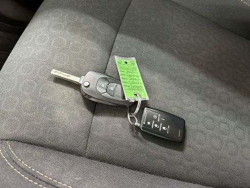 Used 2020 Chevrolet Trax LS image 12