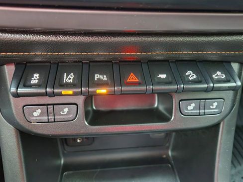 Used 2021 GMC Canyon AT4 w/ Driver Alert Package image 36