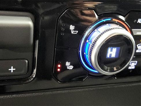 Used 2024 GMC Sierra 1500 Elevation image 24