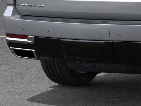 New 2026 Cadillac Escalade Luxury w/ LPO, Floor Liner Package RWD image 15