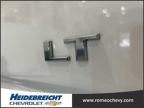 Used 2024 Chevrolet Silverado 1500 LT AWD/4WD image 37