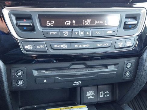 Used 2020 Honda Pilot Black Edition image 19