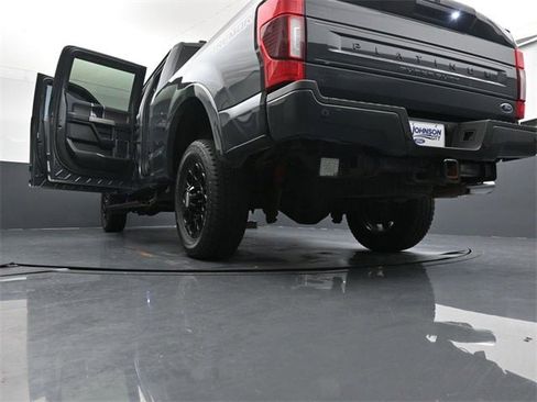 Used 2021 Ford F350 Platinum w/ Tremor Off-Road Package image 42
