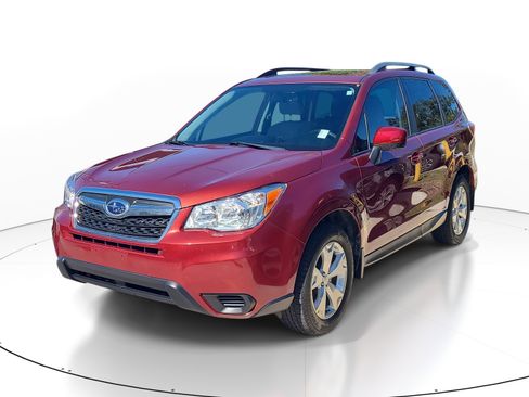 Used 2016 Subaru Forester 2.5i Premium image 3