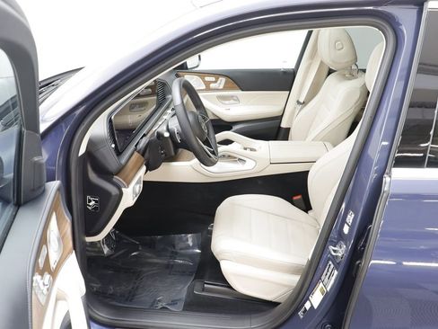 Used 2026 Mercedes-Benz GLE 580 4MATIC image 6