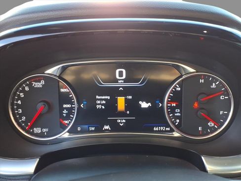 Used 2022 Chevrolet Traverse Premier w/ Redline Edition image 28