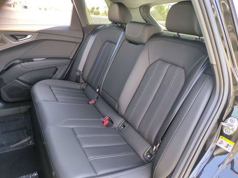 Used 2023 Audi Q4 e-tron Premium Plus w/ Premium Plus AWD/4WD image 30