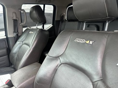Used 2018 Nissan Frontier PRO-4X w/ Pro-4x Luxury Package AWD/4WD image 6
