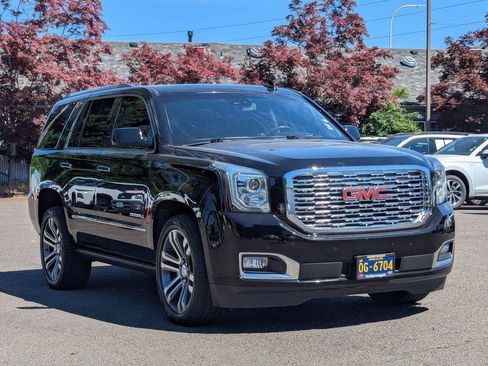 Used 2020 GMC Yukon Denali w/ Denali Ultimate Package AWD/4WD image 7