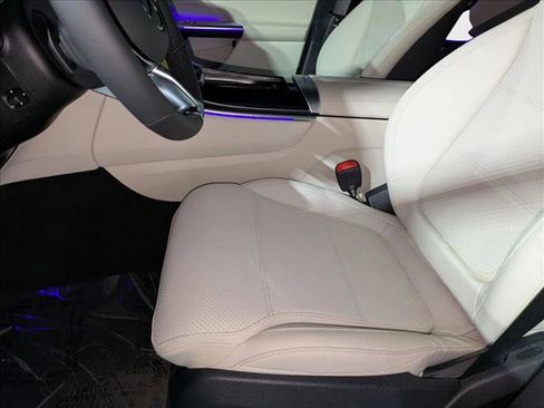 New 2026 Mercedes-Benz GLC 300 image 4