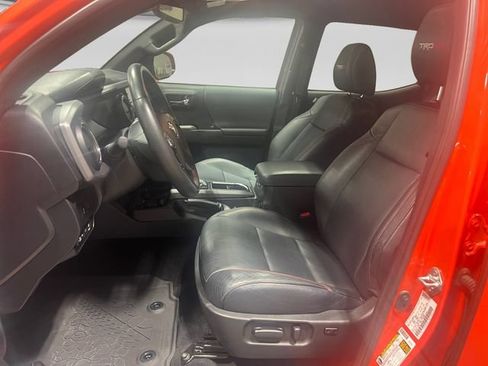 Used 2023 Toyota Tacoma TRD Pro AWD/4WD image 12