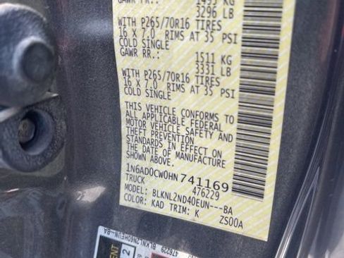 Used 2017 Nissan Frontier SV AWD/4WD image 8