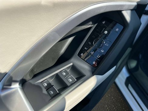 New 2025 Audi Q5 Premium image 18