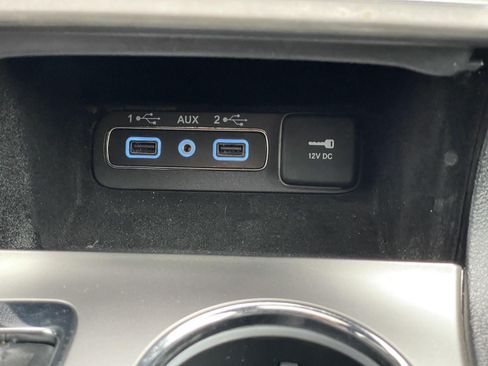 Used 2019 Jeep Grand Cherokee Altitude AWD/4WD image 29
