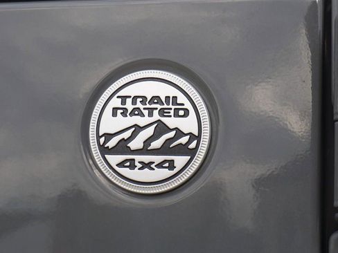 Used 2021 Jeep Wrangler Unlimited Sahara w/ Dual Top Group AWD/4WD image 18