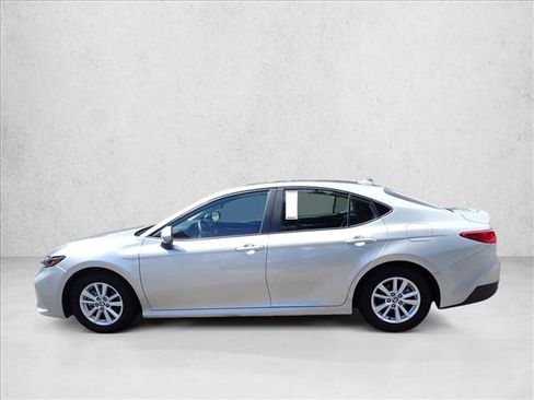 Used 2025 Toyota Camry LE FWD image 2