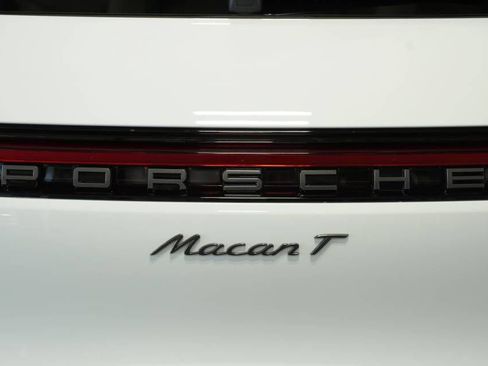 New 2025 Porsche Macan Turbo AWD/4WD image 38